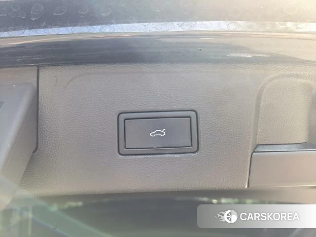 Volkswagen Tourang id 4314128 из Китая 13