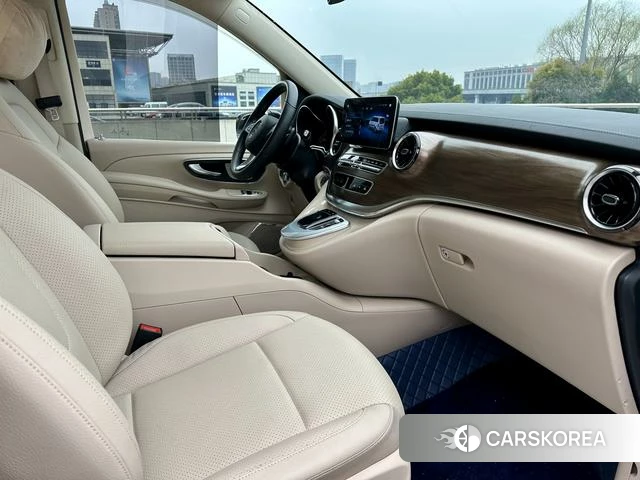 Mercedes-Benz V-class id 4271676 из Китая 10
