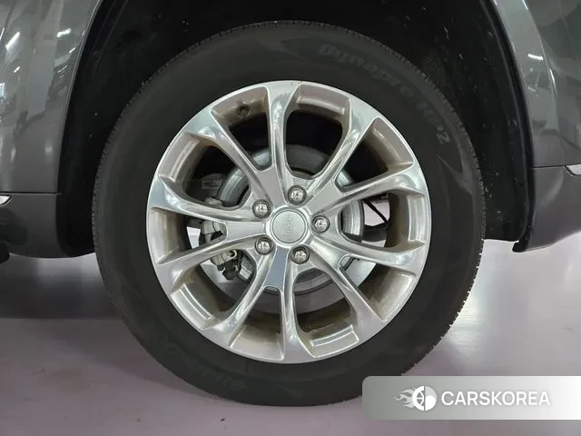 Jeep Grand Cherokee id 3355139 из Кореи 16