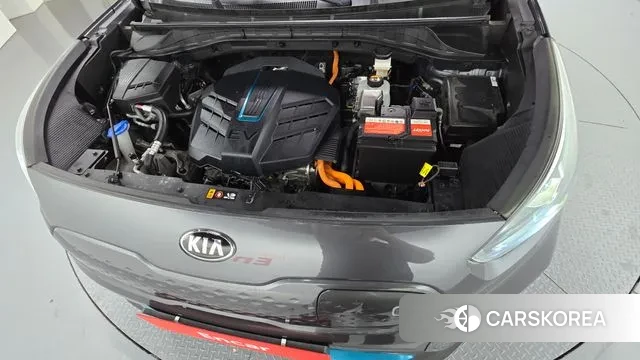 Kia Niro EV id 3402885 из Кореи 16