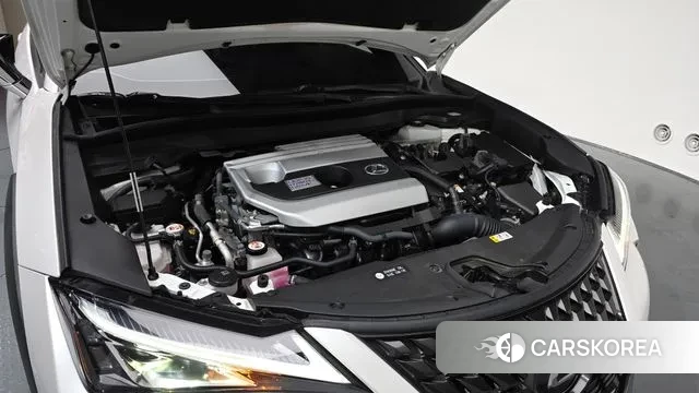 Lexus UX250h id 2976466 из Кореи 16