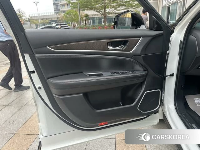 Honda Crown Road id 4274364 из Китая 22