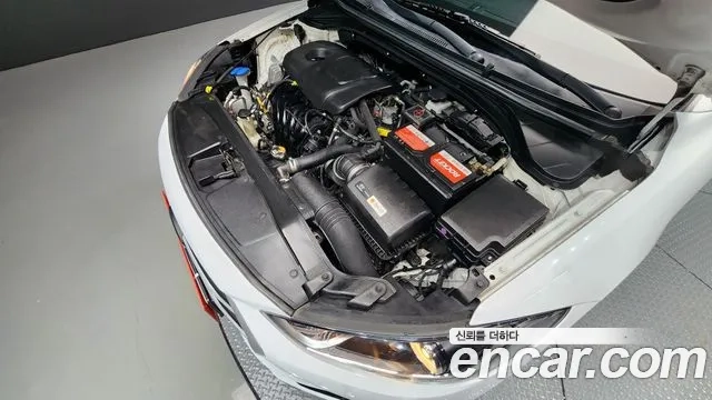 Hyundai Avante AD id 2860563 из Кореи 16