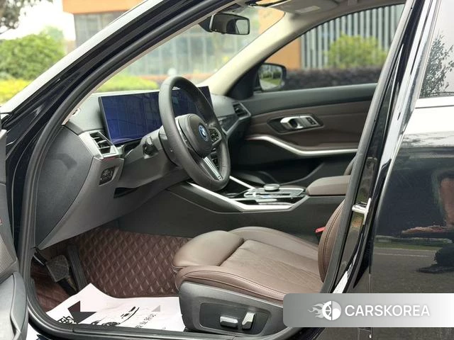 BMW i3 2023 Черный из Китая, фото 6