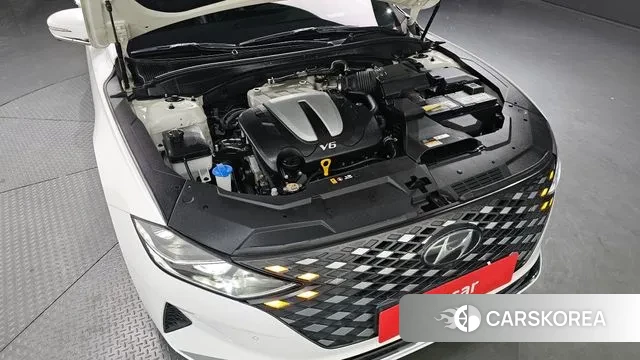 Hyundai The New Grandeur IG id 3402636 из Кореи 16