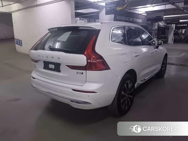 Volvo XC60 2025 Белый из Китая, фото 6