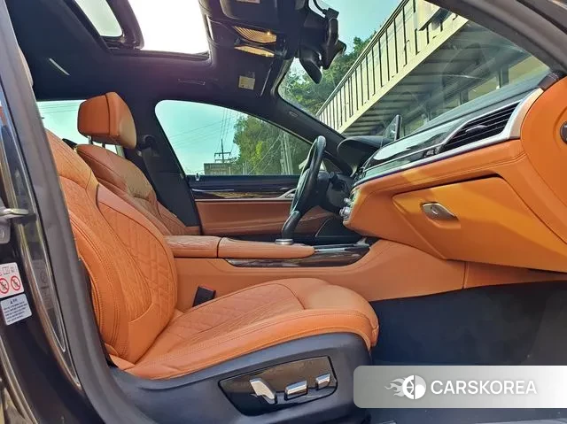 BMW 7 Series (G11) id 3055021 из Кореи 10