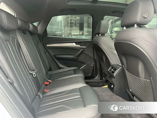 Audi Q5L Sportback id 4261559 из Китая 10