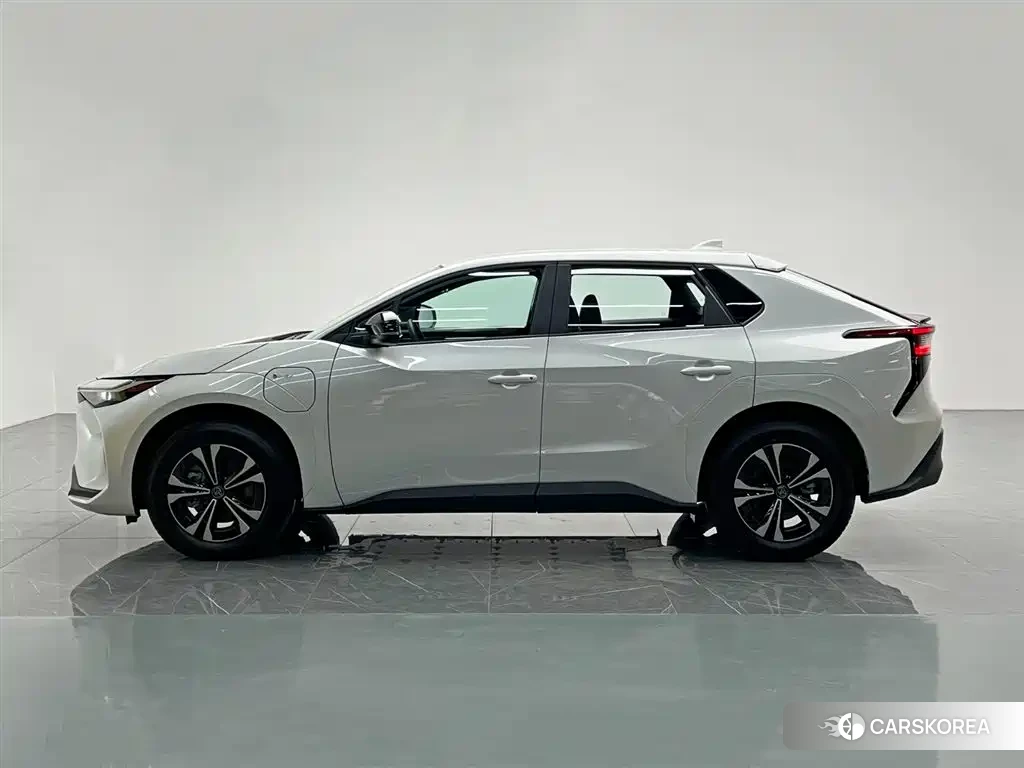 Toyota bZ4X id 4576793 из Китая 19
