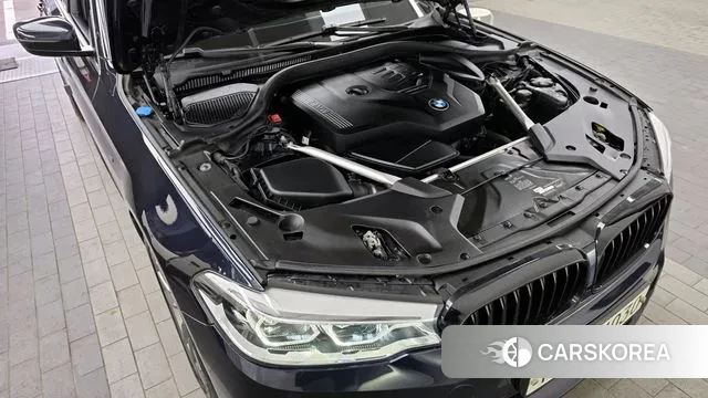 BMW 5 Series (G30) id 3479612 из Кореи 16