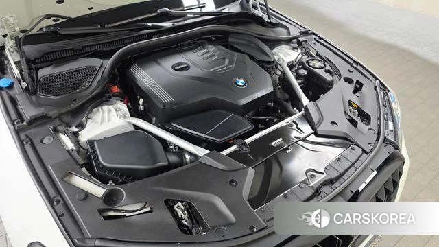 BMW 5 Series (G30) id 4494286 из Кореи 30