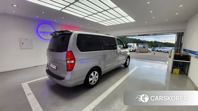 Hyundai The New Grand Starex id 3179009 из Кореи 16
