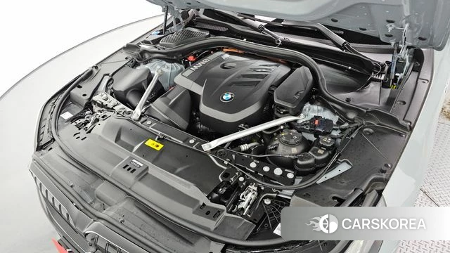BMW 5 Series (G60) id 4834289 из Кореи 16