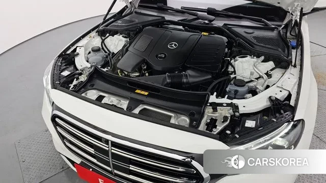 Mercedes-Benz E-Class W214 id 3734021 из Кореи 16