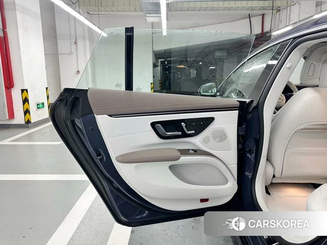 Mercedes-Benz EQS id 4353690 из Китая 17