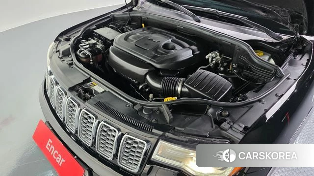 Jeep Grand Cherokee id 4586892 из Кореи 30