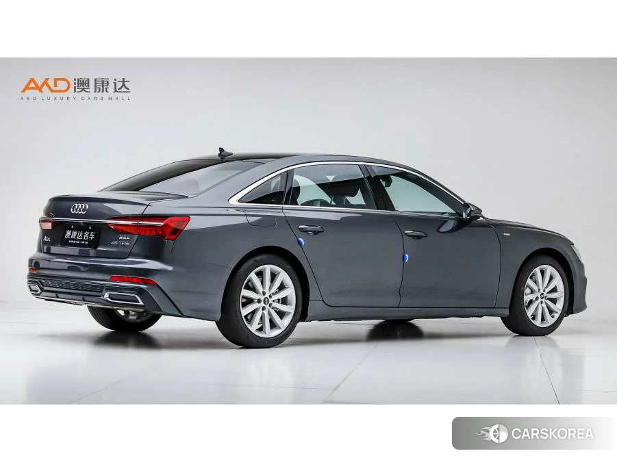 Audi A6L 2021 Темно-серый из Китая, фото 6