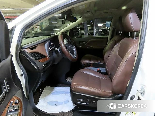 Toyota Sienna id 4286298 из Кореи 16