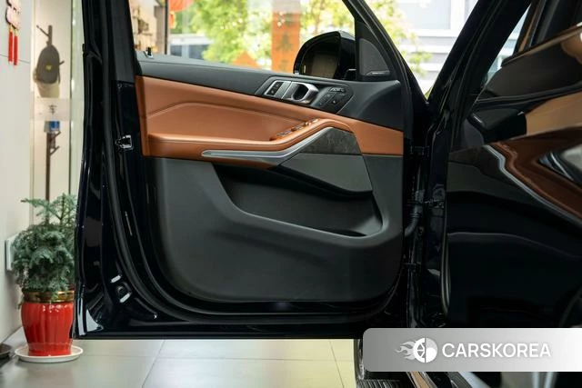 BMW X7 id 4239384 из Китая 20