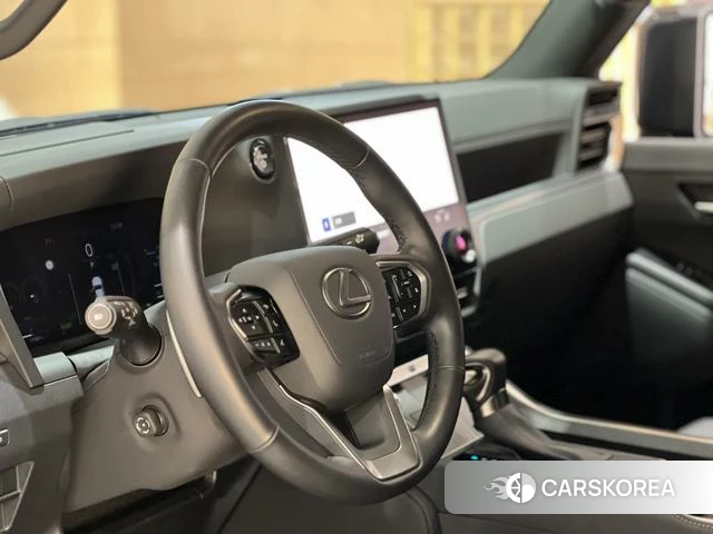Lexus GX id 4301755 из Китая 14