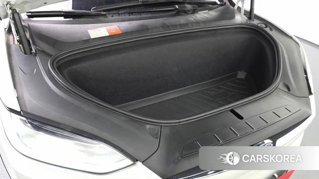 Tesla Model X id 4477385 из Кореи 16