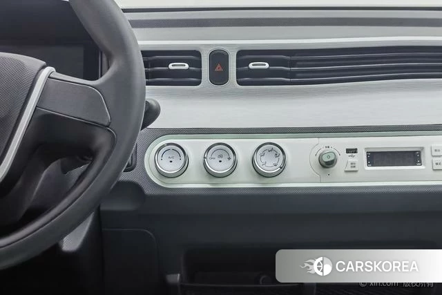 Wuling Automobile Wuling Hongguang MINIEV id 4212329 из Китая 20
