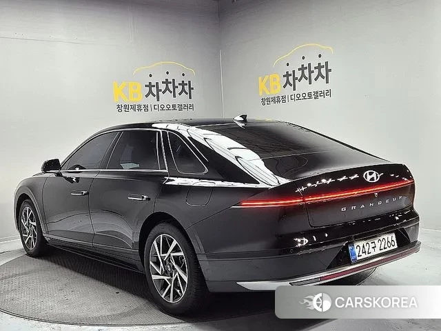 Hyundai Grandeur (GN7) id 3404975 из Кореи 16