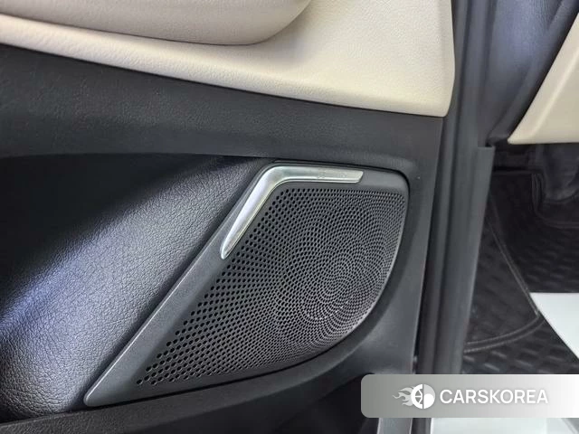 Mercedes-Benz V-class id 4387218 из Китая 17
