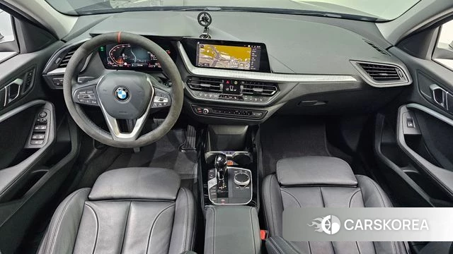 BMW 1 Series (F40) id 3851943 из Кореи 16