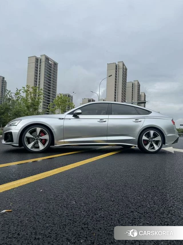 Audi S5 id 4359226 из Китая 10