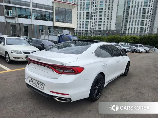 Hyundai Grandeur IG id 3176942 из Кореи 16