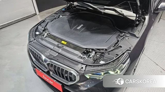 BMW i5 (G60) id 3769536 из Кореи 16