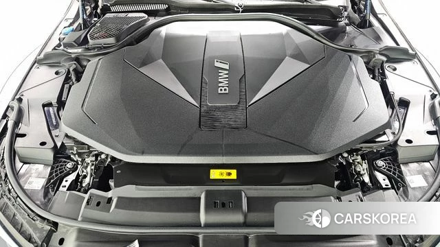 BMW i5 (G60) id 4904805 из Кореи 29