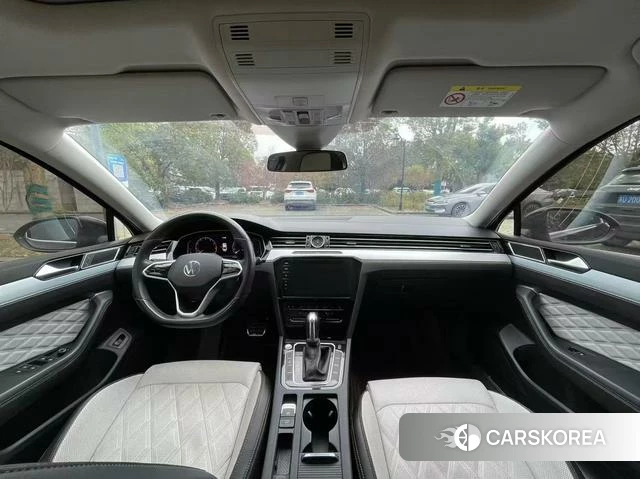 Volkswagen Magotan 2023 Черный из Китая, фото 6