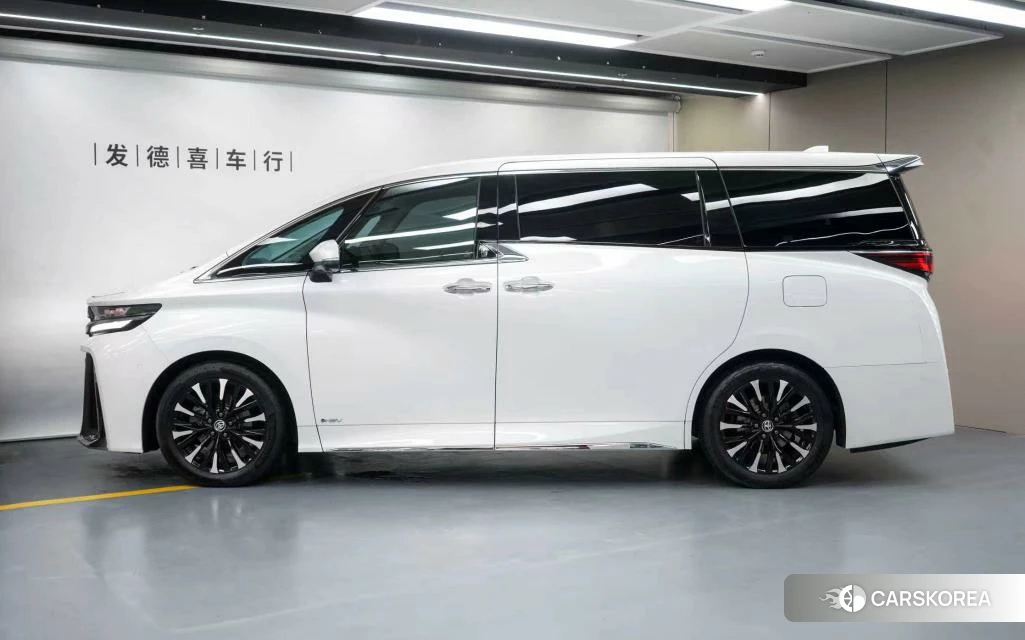 Toyota Wilfa id 4455857 из Китая 8