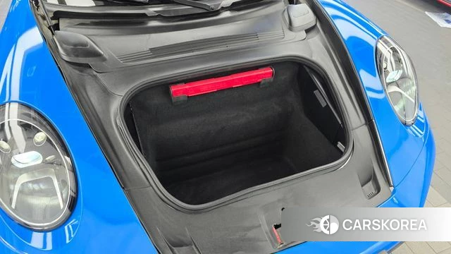 Porsche 911(992) id 4202696 из Кореи 16