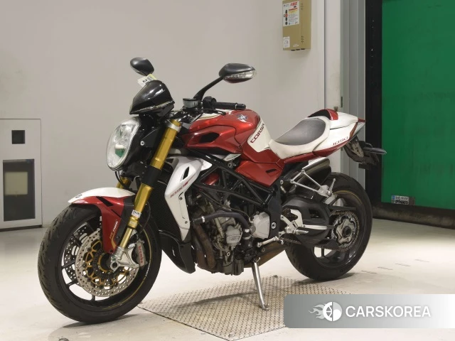 MV AGUSTA BRUTALE 1090R 2016 из Японии, фото 4