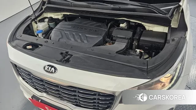 Kia The New Carnival id 2941479 из Кореи 16