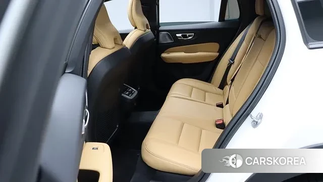 Volvo V60 Cross-Country 2nd Generation id 3610198 из Кореи 16