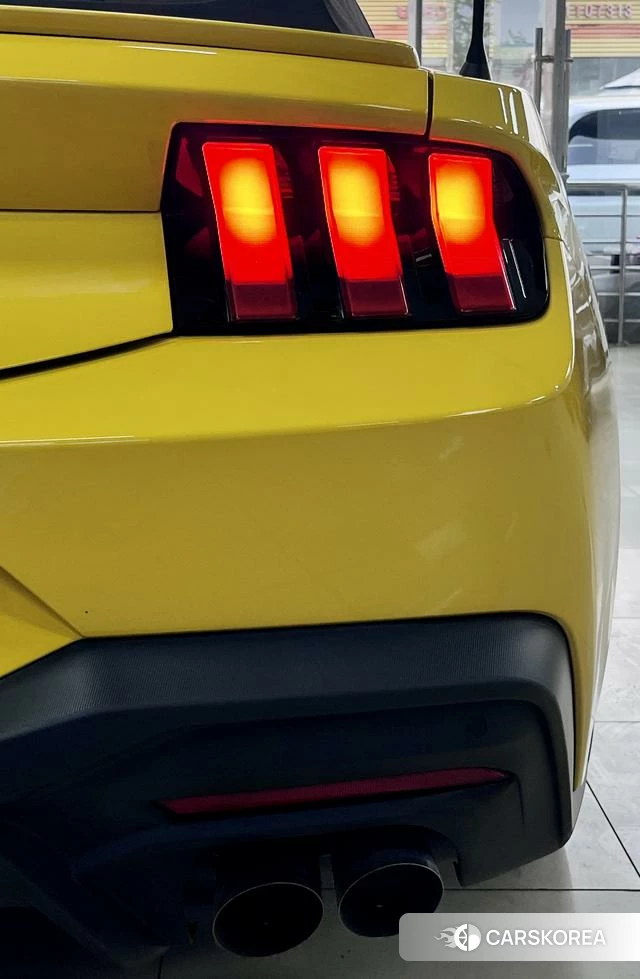 Ford Mustang id 4209132 из Китая 25