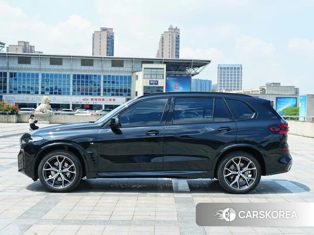 BMW X5 2024 Черный из Китая, фото 6