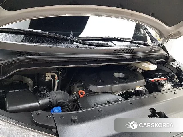 Hyundai The New Grand Starex id 3233743 из Кореи 16