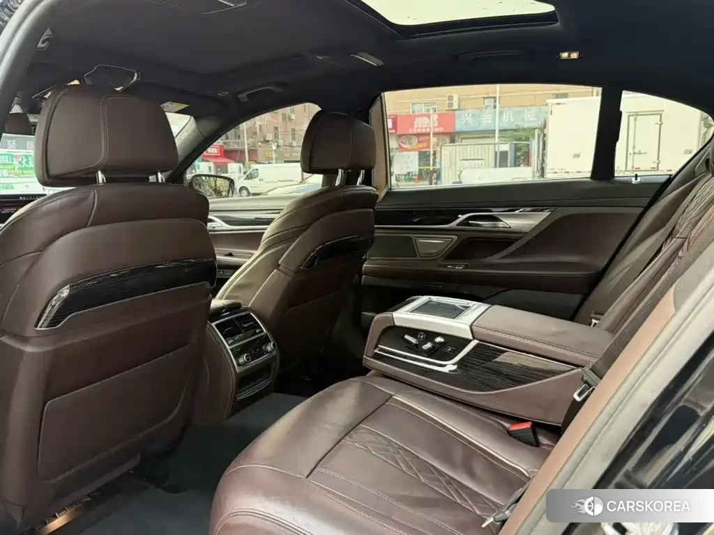 BMW 7 series 2022 Синий из Китая, фото 6