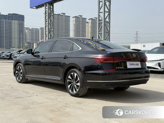 Volkswagen Passat id 4263878 из Китая 12