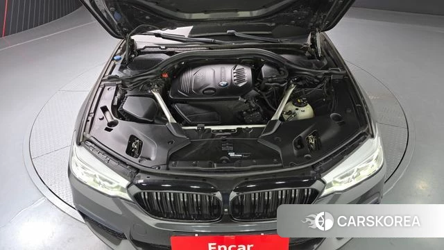 BMW 5 Series (G30) id 3808281 из Кореи 16