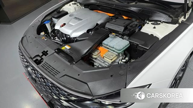 Hyundai The New Grandeur IG Hybrid id 4350779 из Кореи 27