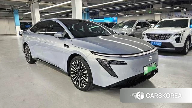 Nissan N7 2025 Серебристо-серый из Китая, фото 6