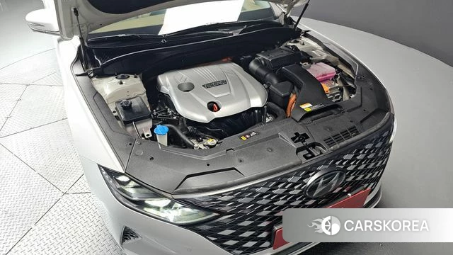 Hyundai The New Grandeur IG Hybrid id 4476661 из Кореи 32