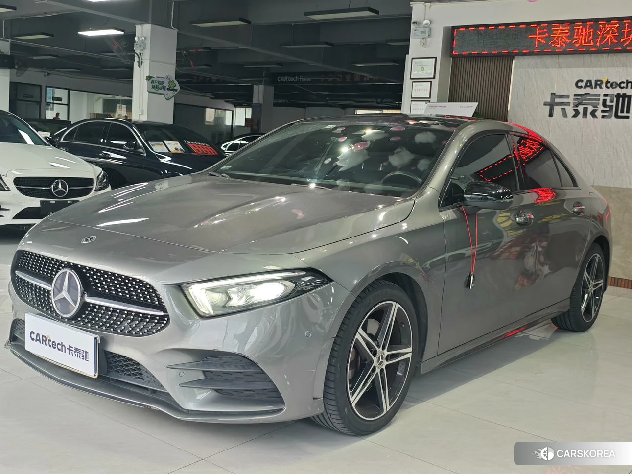 Mercedes-Benz Class A 2020 Темно-серый из Китая, фото 6