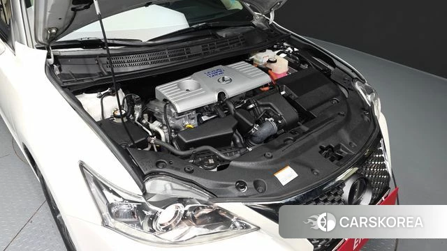Lexus CT200h id 4435560 из Кореи 26